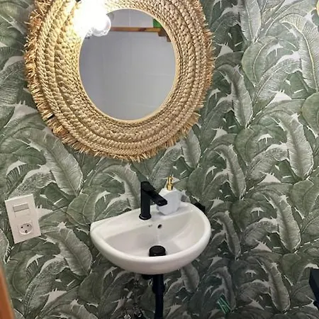 Apartment Gold