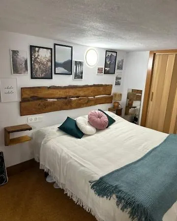Gold Apartment